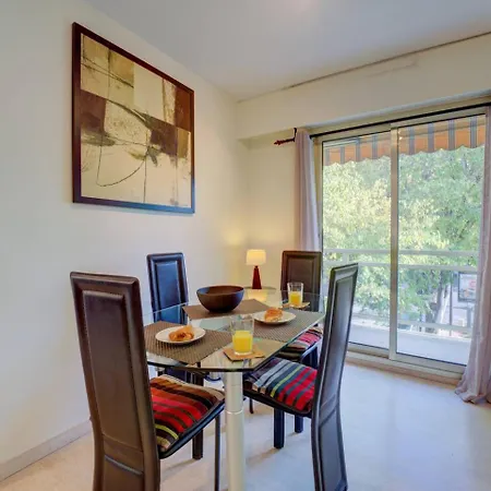 דירה Elegant W/2 Terraces/mins To & Shops