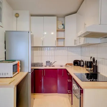 Elegant W/2 Terraces/mins To & Shops Αντίμπ